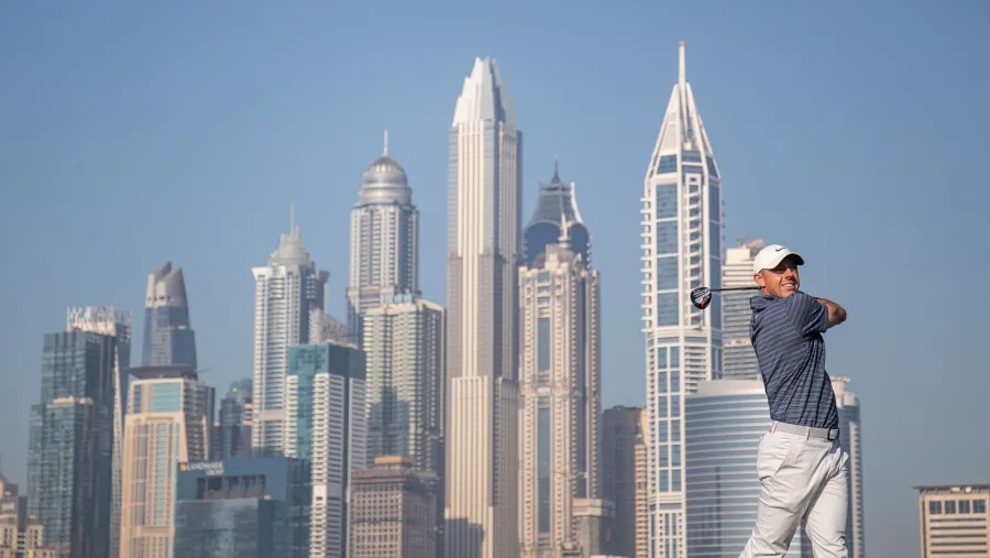 المصنف الأول عالميًا روري ماكلروي يؤكد مشاركته في بطولة دبي ديزرت كلاسيك 2023 