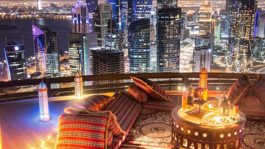 ماستركارد تتيح فرصة قضاء أمسية عشاء فريدة على مهبط طائرات فندق جيه دبليو ماريوت ماركيز سيتي سنتر الدوحة