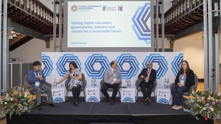 جامعة الإمارات تشارك في الكونجرس العالمي لأهداف التنمية المستدامة في جامعة جلاسجو باسكتلندا