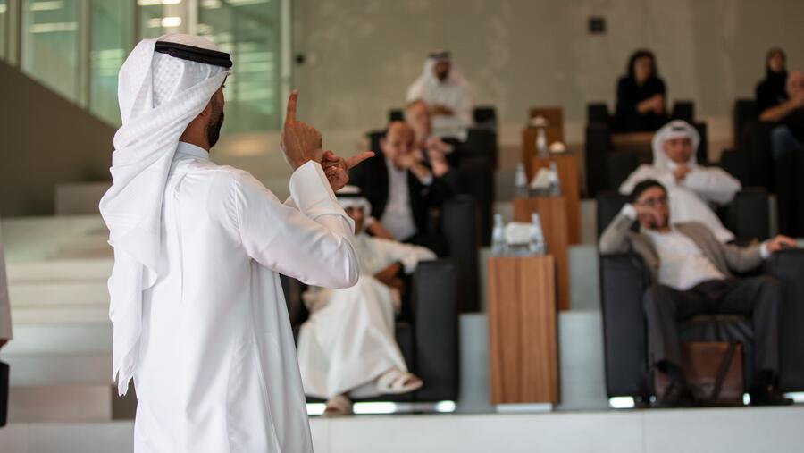 وفد عالمي يزور مؤسسة قطر للتعرف على خدمات الوصول المُيسّر لذوي الإعاقة