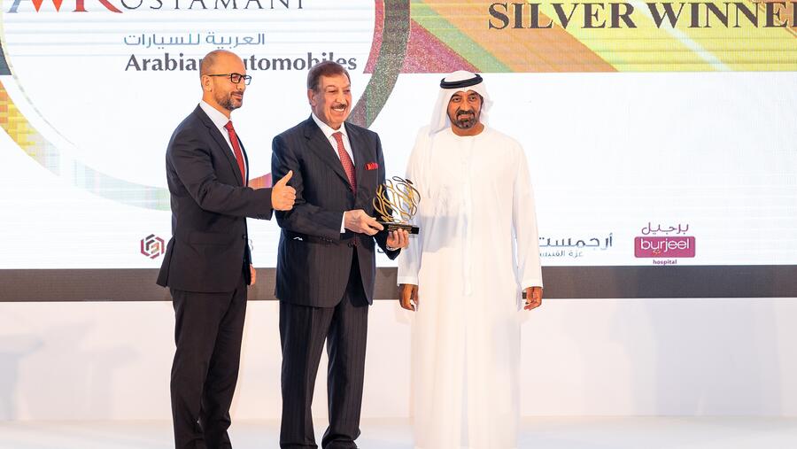 Arabian Automobiles Company wins silver during UAE Innovation Award
