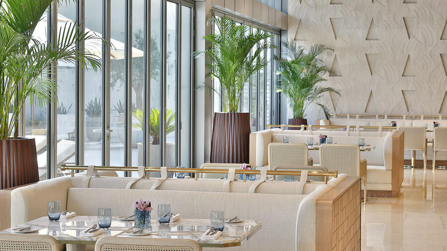 سانت ريجيس دبي، النخلة يستقبل موسم الأعياد  بطيف واسع من الفعاليات الاحتفالية المميزة