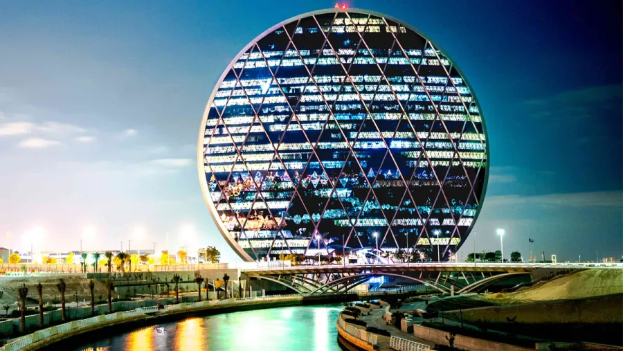 الدار العقارية تعلن استقالة جريج فيور الرئيس التنفيذي للشؤون المالية والاستدامة للمجموعة وتكليف فيصل فلكناز بمهام الرئيس التنفيذي للشؤون المالية والاستدامة بالإضافة إلى عمله