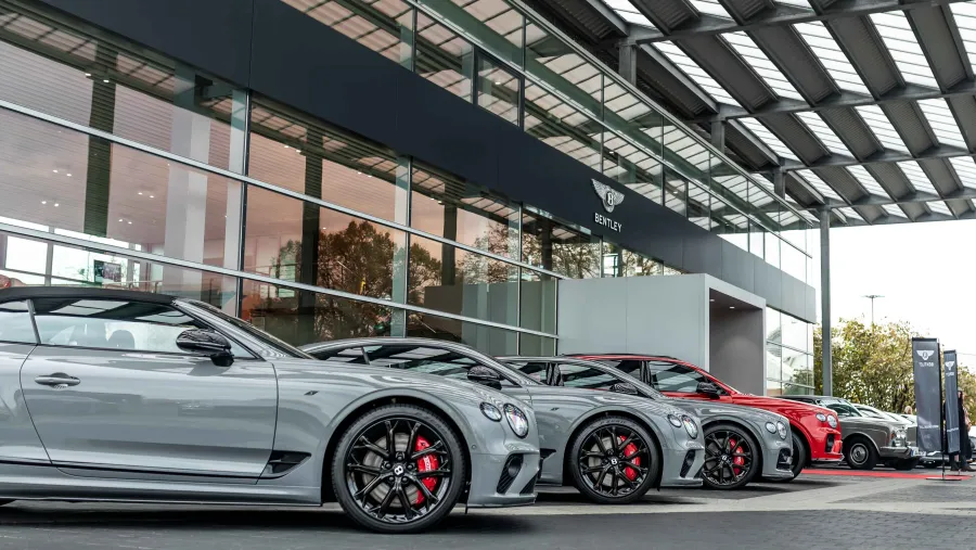 Bentley تسلّم أعلى عدد من السيارات في 2022 مقارَنة مع أي وقت آخر