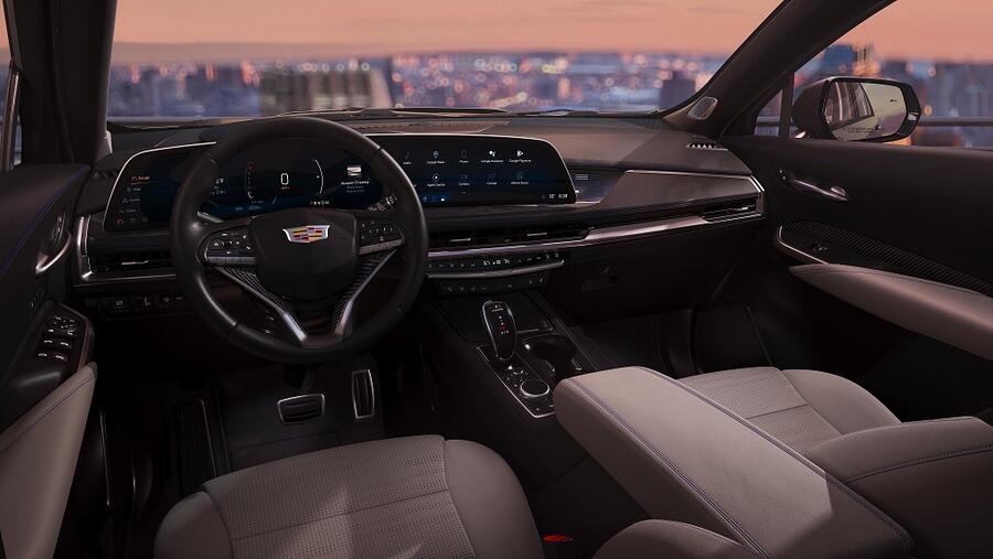 ’كاديلاك XT4‘ الجديدة للعام 2024 ترتقي بتجربة القيادة عبر المزيد من الفخامة والتقنيات المتطوّرة