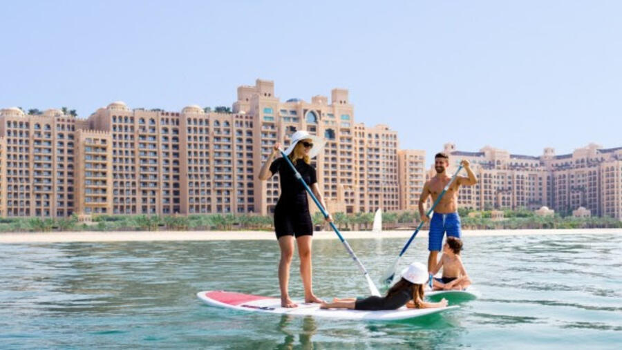 Fly Emirates from Amman to Dubai and enjoy a free night’s stay at Fairmont The Palm