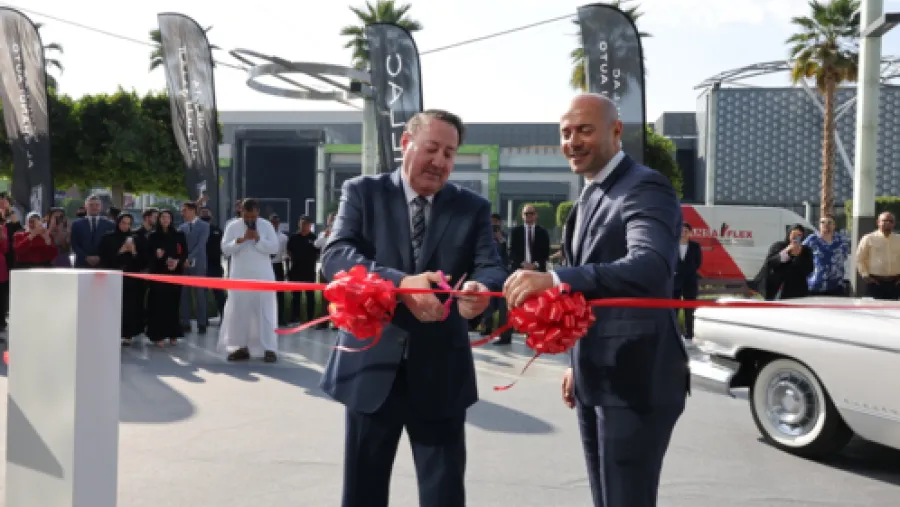 ’كاديلاك‘ و’الكندي للسيارات‘ تفتتحان في الإمارات أول صالة بوتيك للعلامة التجارية بالشرق الأوسط