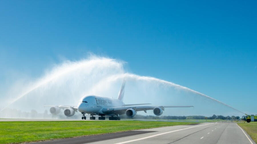 كرايستشيرش ترحب بعودة طائرة الإمارات A380