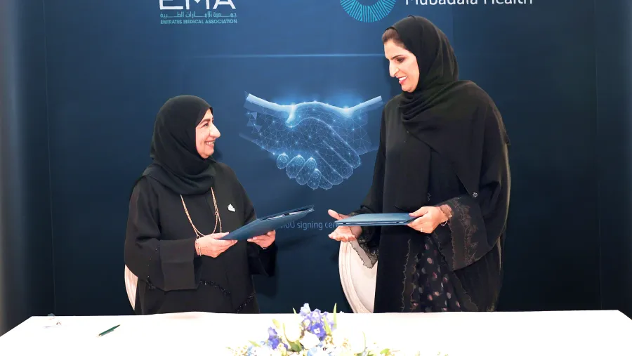 مبادلة للرعاية الصحية توقع مذكرة تفاهم مع جمعية الإمارات الطبية 