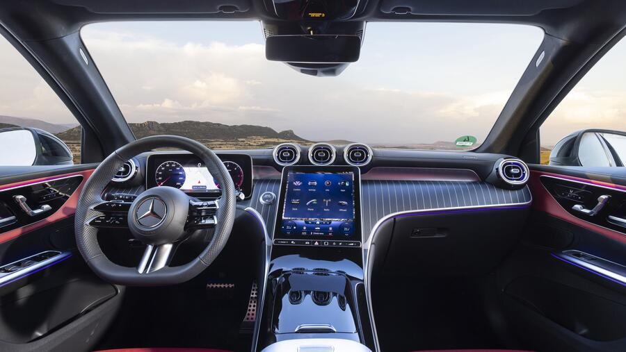 سيارة GLC الجديدة من مرسيدس-بنز – ذكية: نجمة رياضية وجاهزة للتحدي