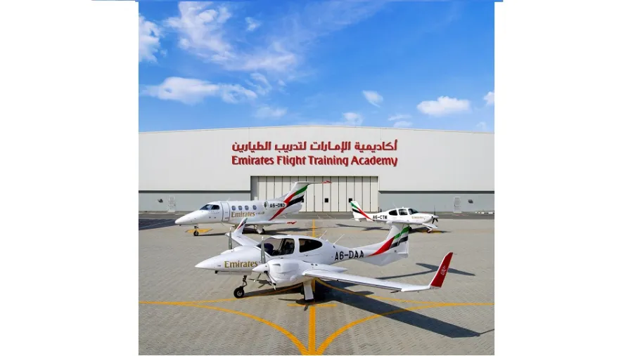 أسطول أكاديمية الإمارات لتدريب الطيارين يرتفع إلى 30 طائرة