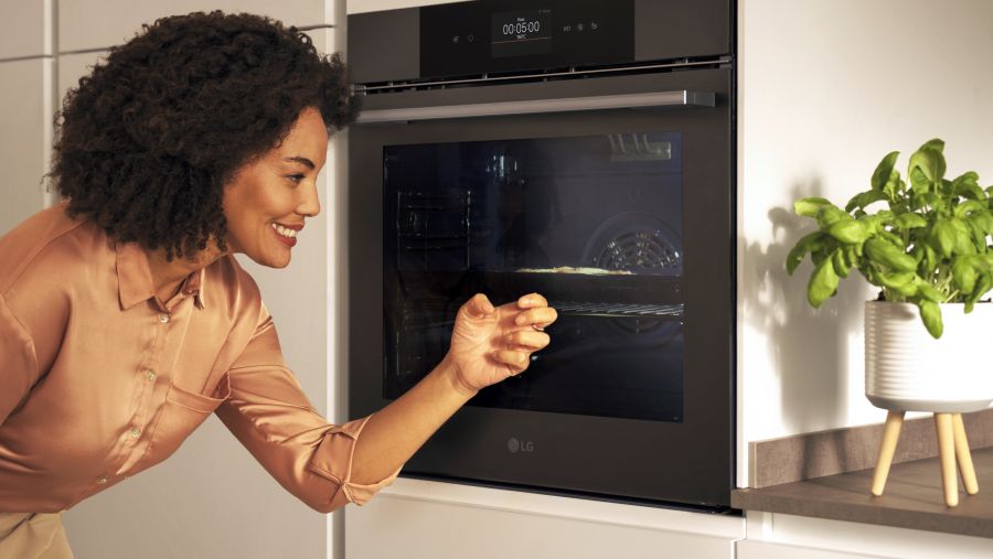 LG Electronics 