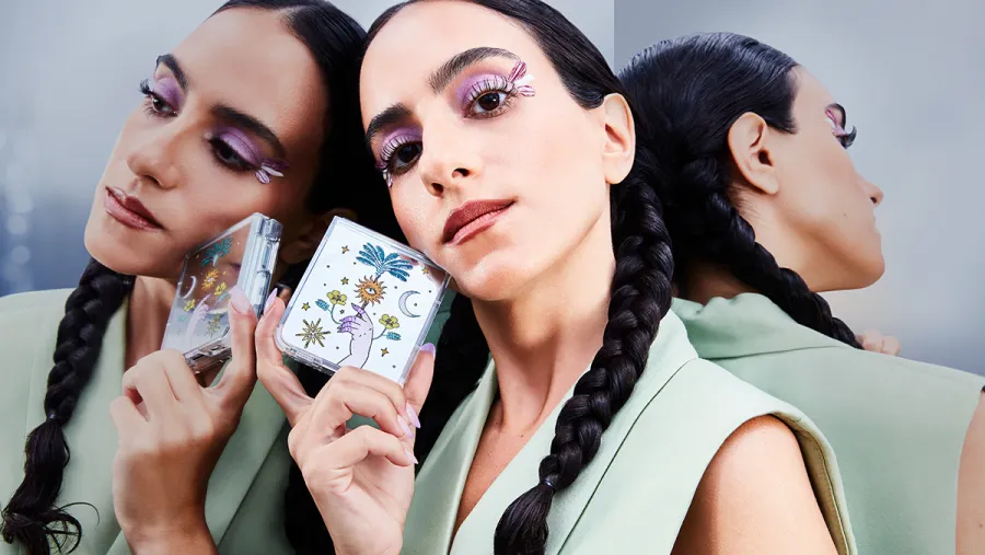 Samsung and artist Nourie Flayhan collaborate on exclusive Galaxy Z Flip5 bundle celebrating local art and culture