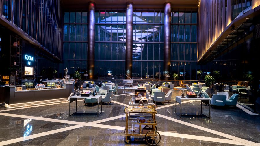 Rixos Premium Dubai and Forever Rose Join Forces for a Romantic Lobby Takeover this Valentine's Day