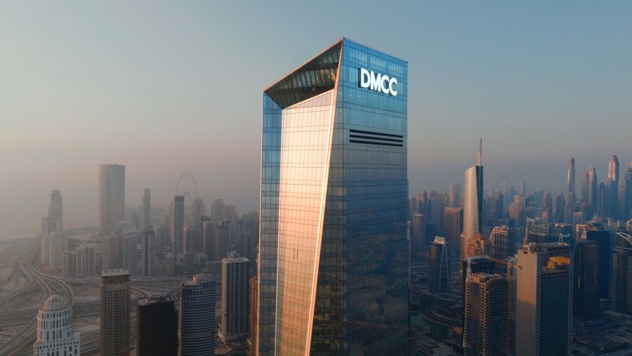 مركز دبي للسلع المتعددة يواصل التوسع التجاري والعقاري خلال النصف الأول 2024 مرحباً بأكثر من 1,000 شركة جديدة ومساهماً بنحو 15% من تدفقات الاستثمارات الأجنبية المباشرة القادمة إلى دبي