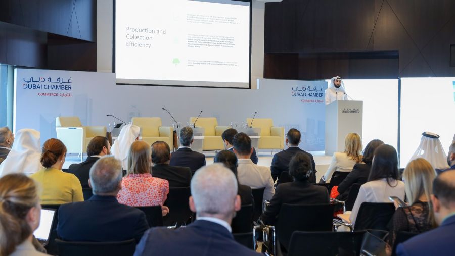 غرفة تجارة دبي تستعرض دور الرقمنة والذكاء الاصطناعي في ممارسات الأعمال المستدامة 