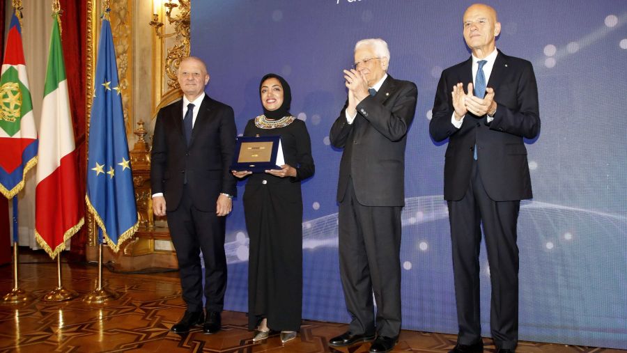 الوحيدة من مصر والعالم العربي: طالبة دكتوراة بالجامعة الأمريكية بالقاهرة تفوز بجائزة إيني العالمية لبحثها الرائد في مجال معالجة المياه المستدامة