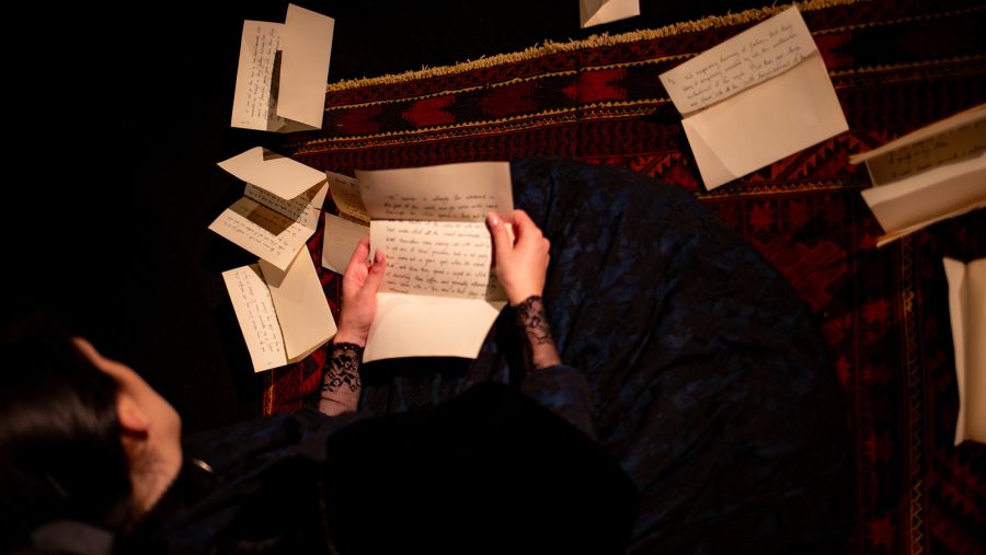 مسرحية "فن التخفيف" في الجامعة الأميركية في بيروت تروي قصة الرائدة في مجال الطب الليدي ماري وورتلي مونتاغيو