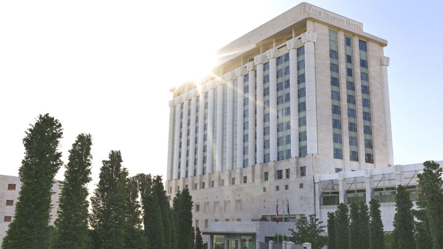 فندق فورسيزونز عمّان يكشف عن عرض الإقامة الحصري للموسم الشتوي 