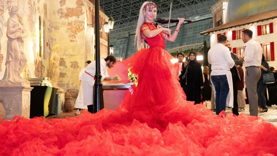 "عالم فيراري جزيرة ياس أبوظبي" تستضيف النسخة السادسة عشرة من القمة العالمية للمأكولات الإيطالية بمشاركة نخبة من أشهر الطهاة