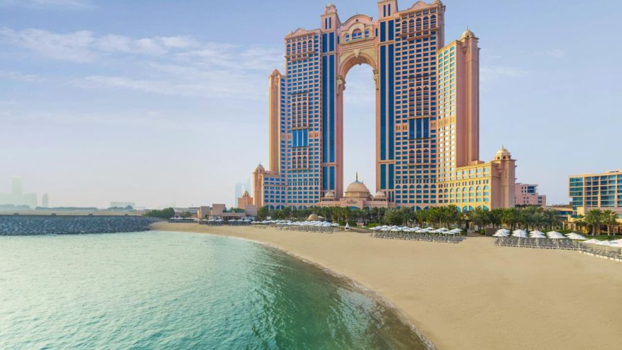 ريكسوس مارينا أبوظبي يقدّم عروض إقامة عائلية مميزة احتفالاً باليوم الوطني الإماراتي 
