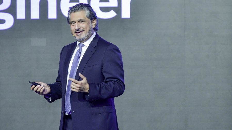 مسؤولون وقادة أعمال يجتمعون في قطر لصياغة أجندة الذكاء الاصطناعي للمؤسسات