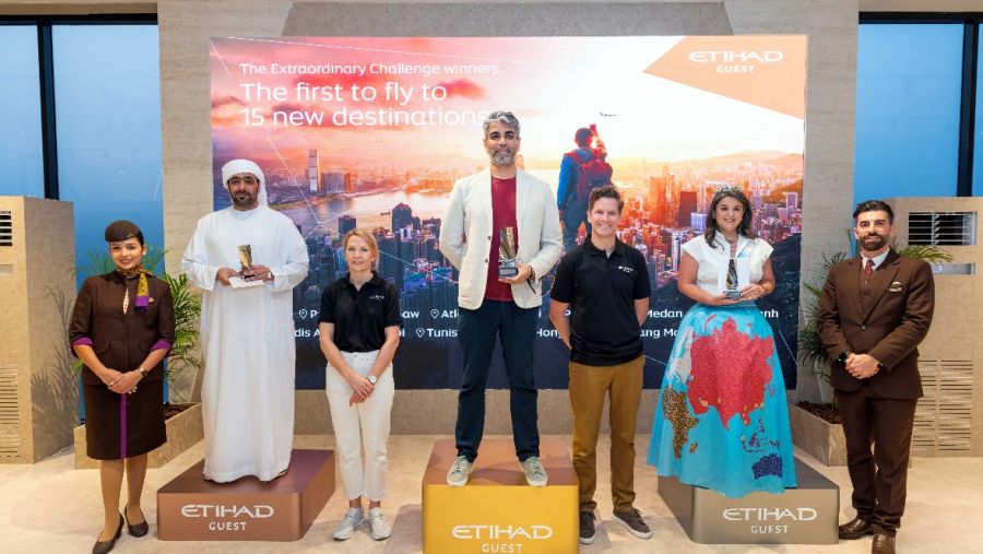 برنامج ضيف الاتحاد يكافئ عشرة فائزين بـ"التحدي الاستثنائي" خلال سباق جائزة الاتحاد للطيران الكبرى للفورمولا 1 في أبوظبي