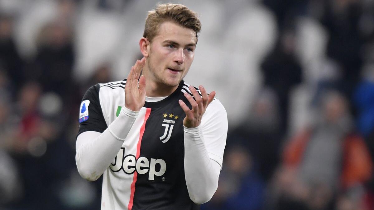 المدافع الهولندي ماتيس دي ليخت (أياكس ويوفنتوس)