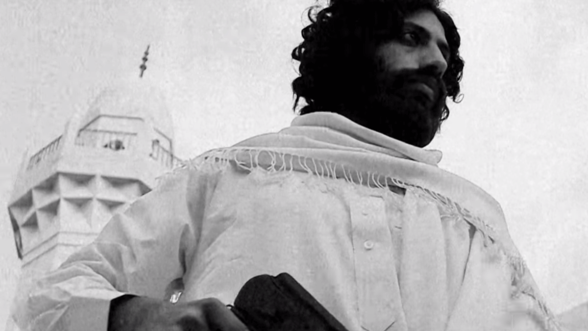 حادثة جهيمان العتيبي: في 20 نوفمبر 1979 حين سيطر جهيمان وأتباعه (يقدر عددهم بالمئات) على المسجد الحرام لمدة أسبوعين، قبل أن تتمكن السلطات السعودية، في عملية واسعة، من دخول الحرم يوم 4 ديسمبر 1979.