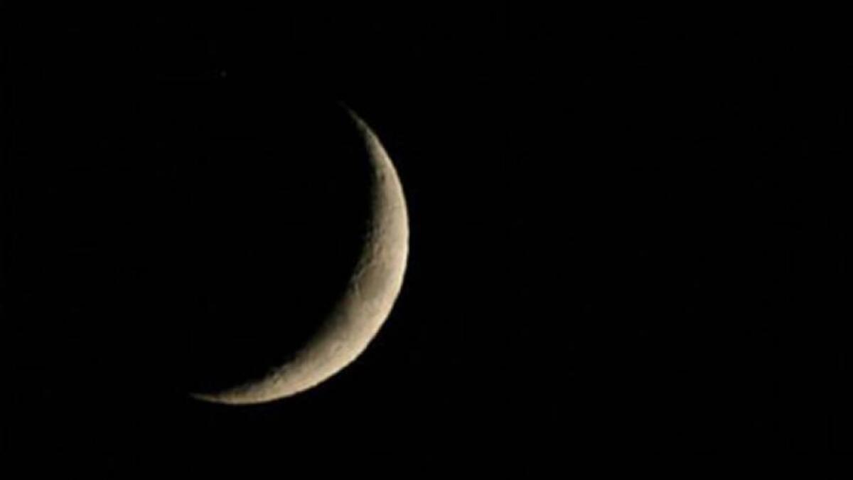 ربيع الآخر: سمي (وَبصان) لأنه جاء بعد ربيع الأول في فصل الربيع، وكان يسمى قديماً “وبصان” والوبيص هو بريق للقتال.