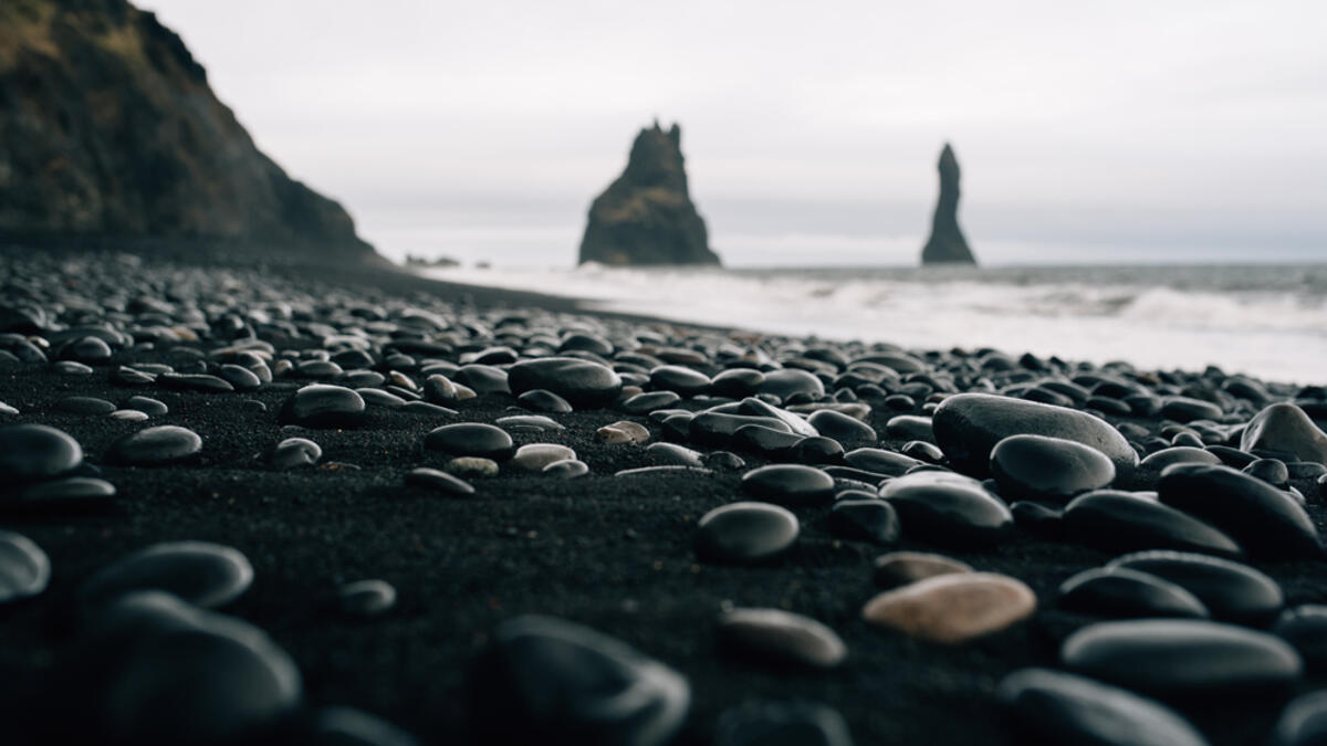 Stones on a black beach in Iceland (Shutterstock)