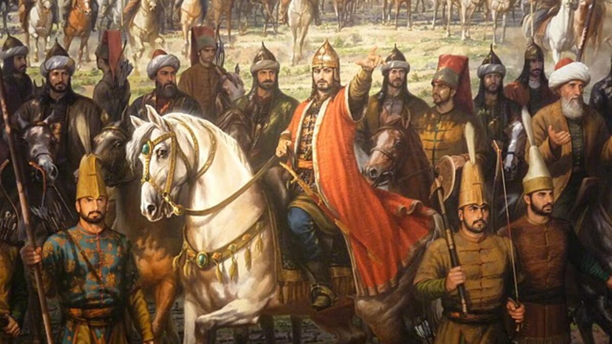 وأشارت حسابات أخرى إلى أن السلطان محمد الفاتح كان أول من ألقى خطبة الجمعة متقلدًا السيف في الجامع الكبير بمدينة "أدرنة" قبل فتح إسطنبول، واتّبعه السلاطين لستة قرون تالية، وهذا السيف الذي كان يمسكه (أرباش) هو سيف السلطان محمد الفاتح.