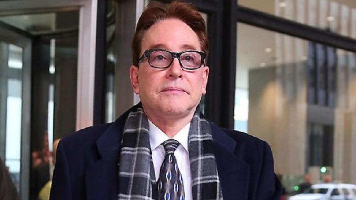 5. تاي وارنر ( 2.3 مليار دولار)