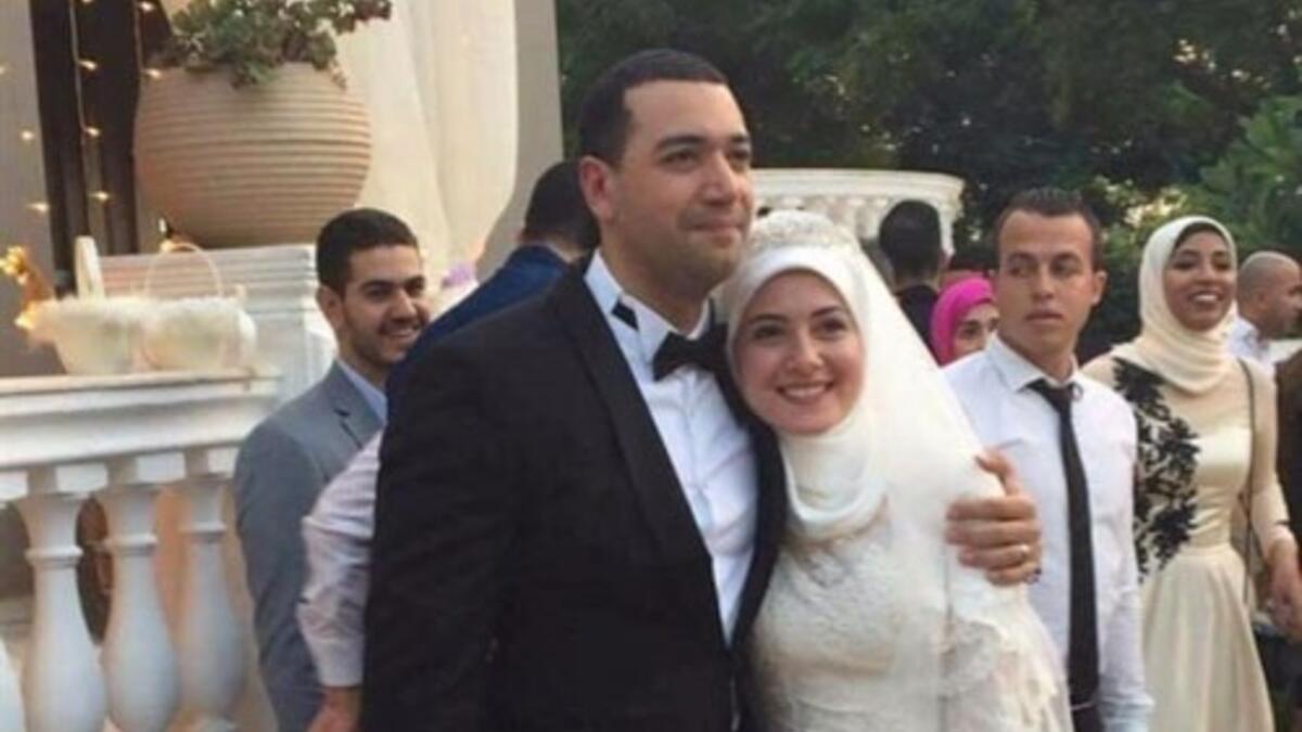 وفي نفس العام، تزوج معز من بسنت لكن زواجهما استمر 179 يومًا فقط دون الكشف عن تفاصيل إضافية.