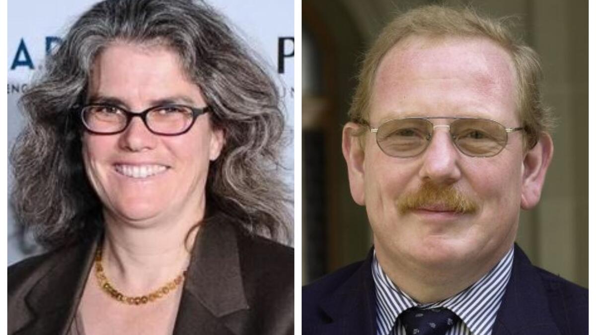 ومنحت نصف الجائزة الآخر إلى الألماني "رينهارد جينتزل" مشاركة مع الأميركية "أندريا جيز" عن اكتشافهما جرمًا ضخما شديد الكثافة في مركز مجرتنا.