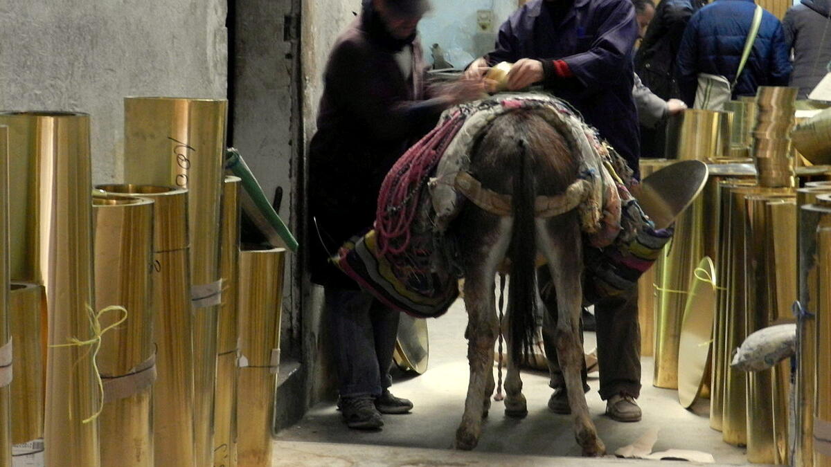 There are no cars. Most of the Fez medina, which contains close to 10,000 streets, is completely carfree, though you might see the occasional motorbike zooming through a crowd of people /Photo Ewelina Lepionko