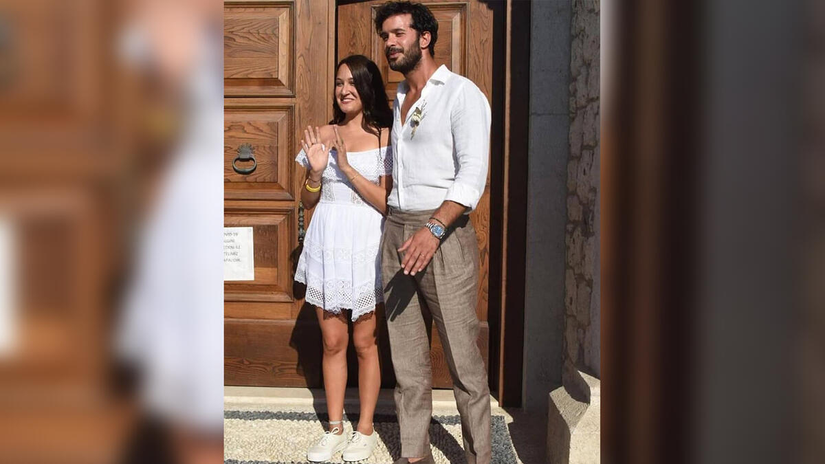 Barış Arduç and Gupse Özay - 2020