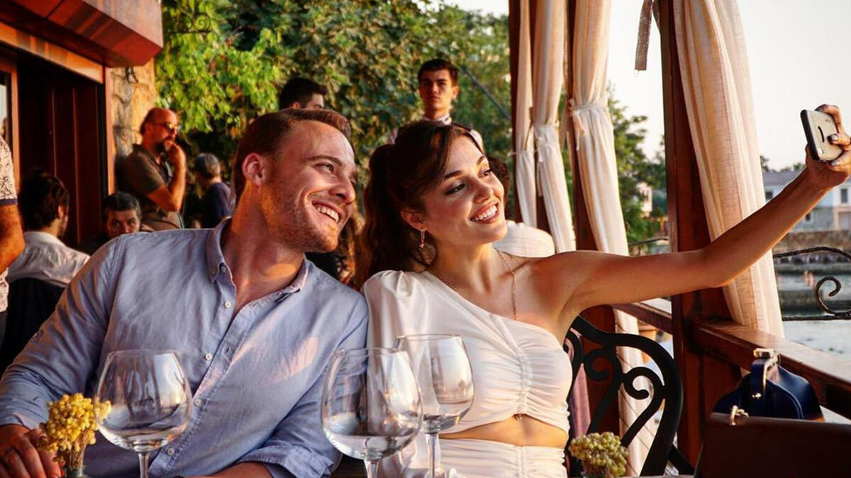 Hande Erçel and Kerem Bürsin