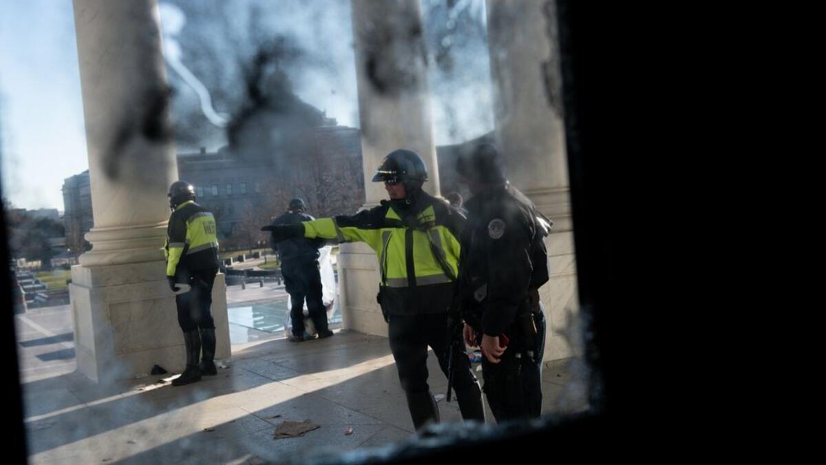 إعلان حالة الطوارئ بالنسبة للعاصمة واشنطن من الآن وحتى الرابع والعشرين من يناير.