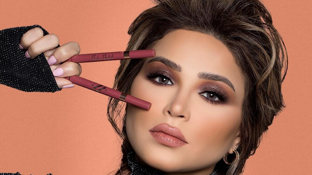 أطلقت نهى نبيل خط مستحضرات التجميل الخاص بها، الذي يحمل اسم Nohastyleicon والذي تضمن لوحة "آيشادو" وكحل عيون ملون وأقلام "آيلاينر" سوداء.