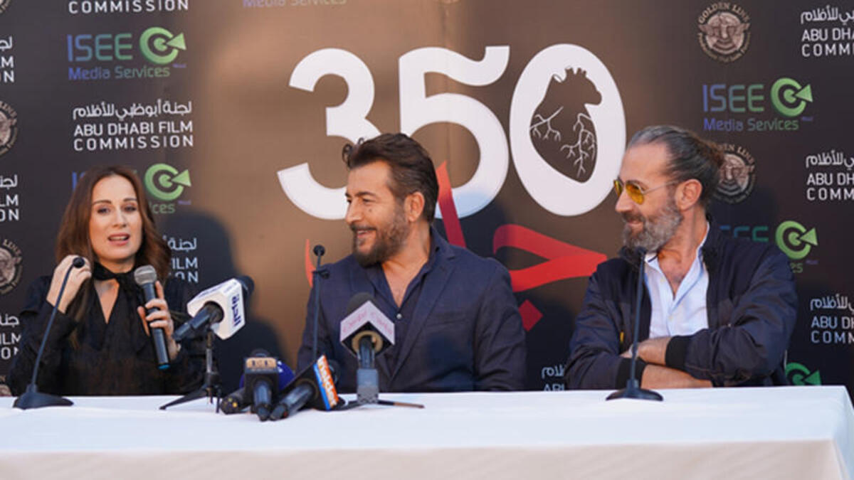 350 جرام: يروي حكاية محام يدعى «نوح» تسند إليه قضايا شائكة، ويجد لها مخارج قانونية تنصف المجني عليهم. لكنه يتعرض لوعكة صحية مفاجئة تتطلب زراعة قلب آخر له. وترصد الأحداث حياة نوح بعد إجراء العملية وكيف تتحول شخصيته. من إخراج محمد لطفي وبطولة: سلوم حداد، عابد فهد.