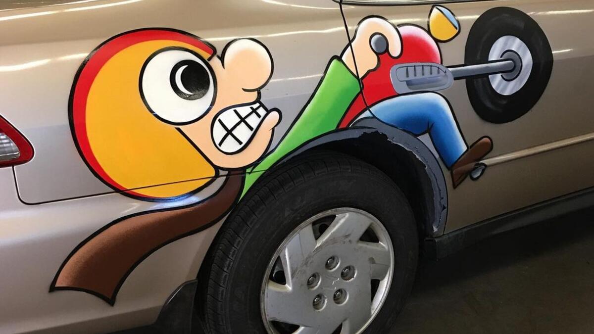 American street artist Tom Bob