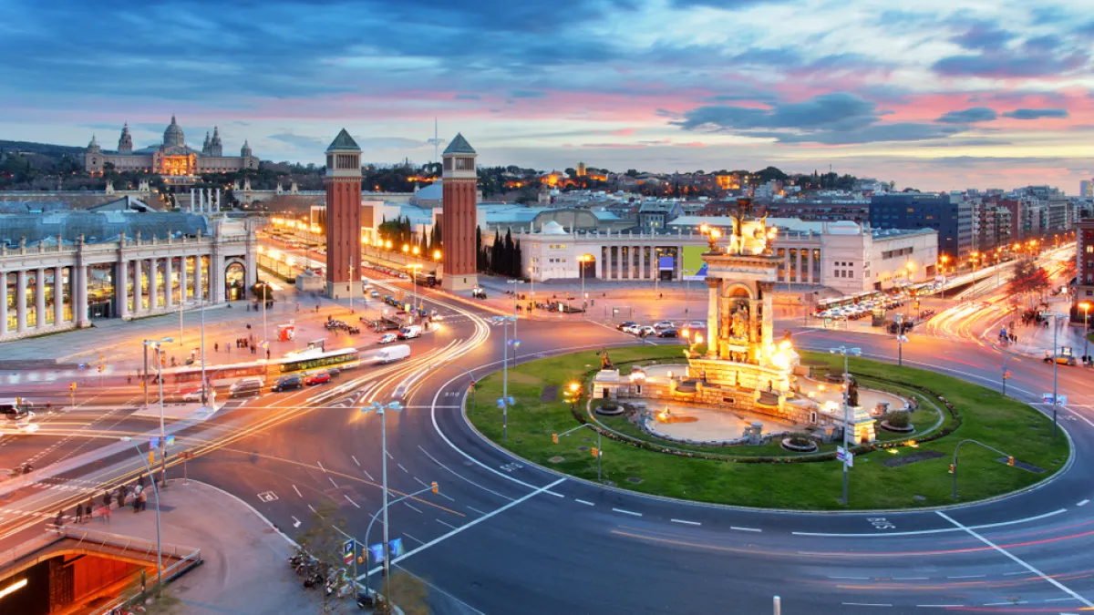 9. برشلونة