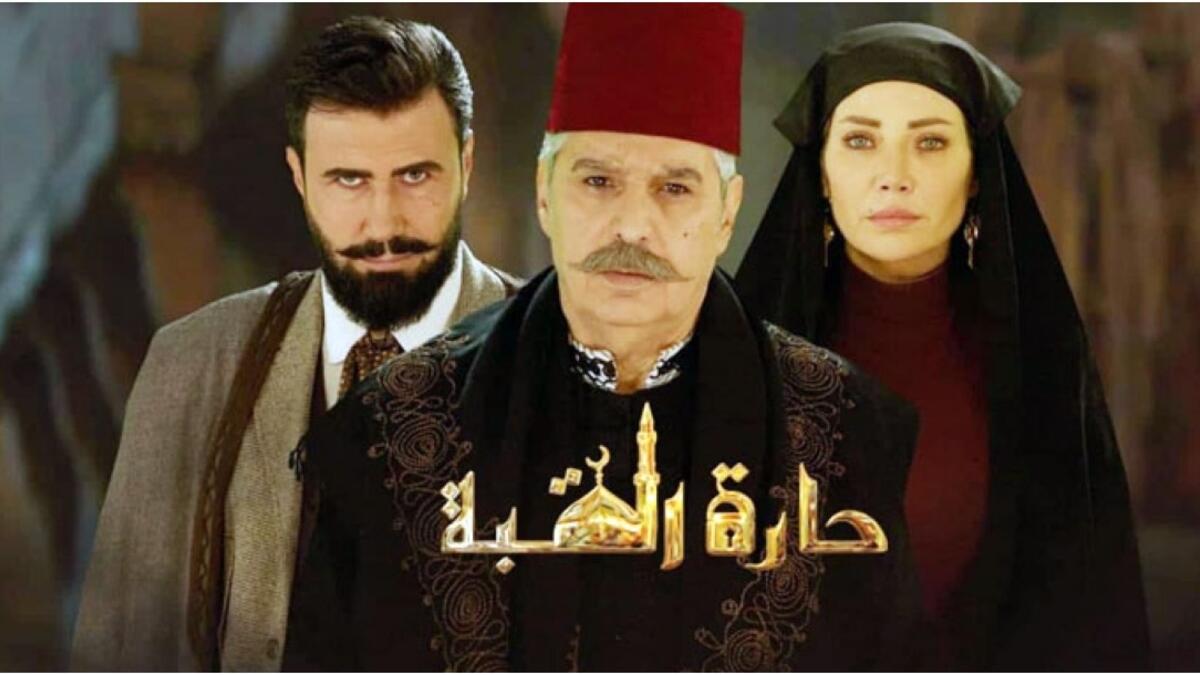 الجزء الثالث من "حارة القبة": اتفقت الشركة المنتجة لمسلسل حارة القبة مع الممثلين السوريين عباس النوري وسلافة معمار للمشاركة في الجزء الثالث.