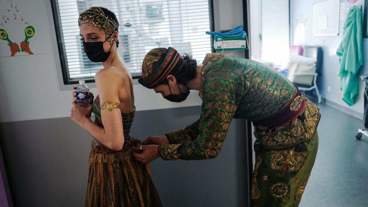Ballet dancers in Children's hospital in Paris.