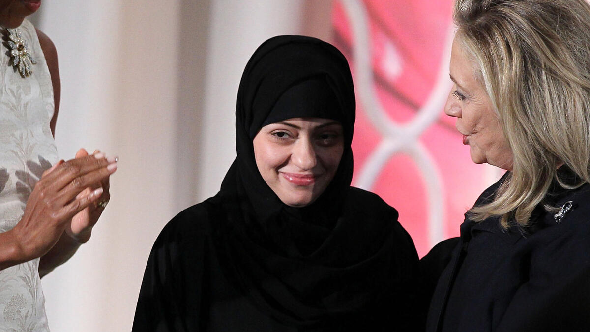 2011: رفعت قضية ضد وزارة الشؤون البلدية لرفضها تسجيلها كناخبة في الانتخابات البلدية، قائلة إنه لا يوجد قانون في البلاد يمنع صراحة تصويت النساء أو الترشح للانتخابات، ولكن ديوان المظالم اعتبر ذلك خطوة سابقة لأوانها.