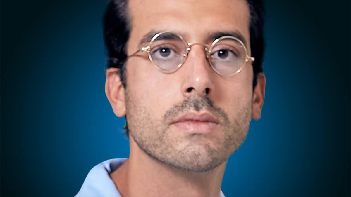 عبدالرحمن الفرخ / لبناني / فئة التجارة الإلكترونية / أسس الفرخ منصة (Blue Terra) للمنتجات المستدامة في الإمارات والسعودية، بعد مسيرة قصيرة قضاها كلاعب كرة سلة محترف في الدوري اللبناني.