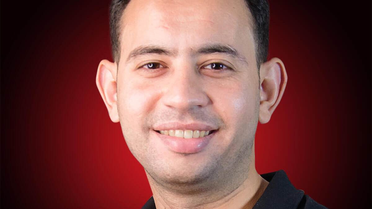 أحمد جابر / مصري / لفئة التجارة الإلكترونية / شارك في تأسيس شركة (Bosta) للشحن منذ 6 أعوام بعد تركه الكلية. وقد جمعت الشركة 9.2 مليون دولار من خلال جولات تمويلية حتى الآن من ضمنها 6.7 مليون دولار في مايو2021.