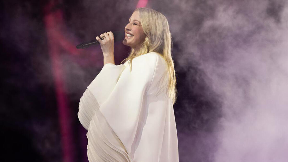 Fairy British singer Ellie Goulding