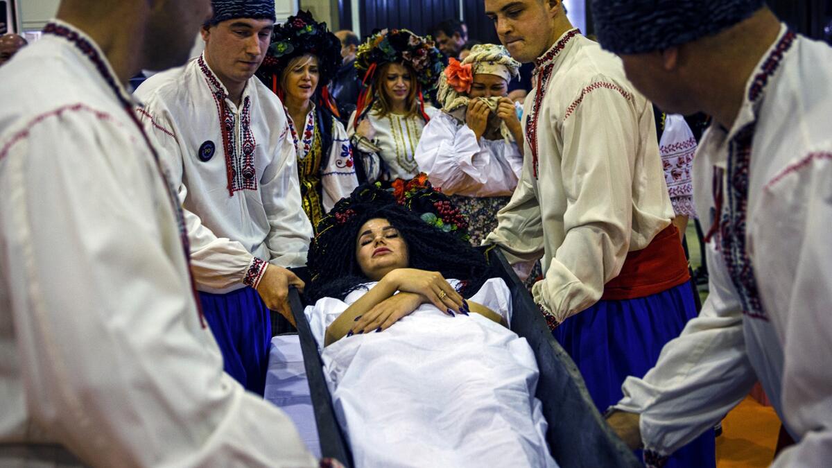 Funeral Exhibition Kicks off in Moscow